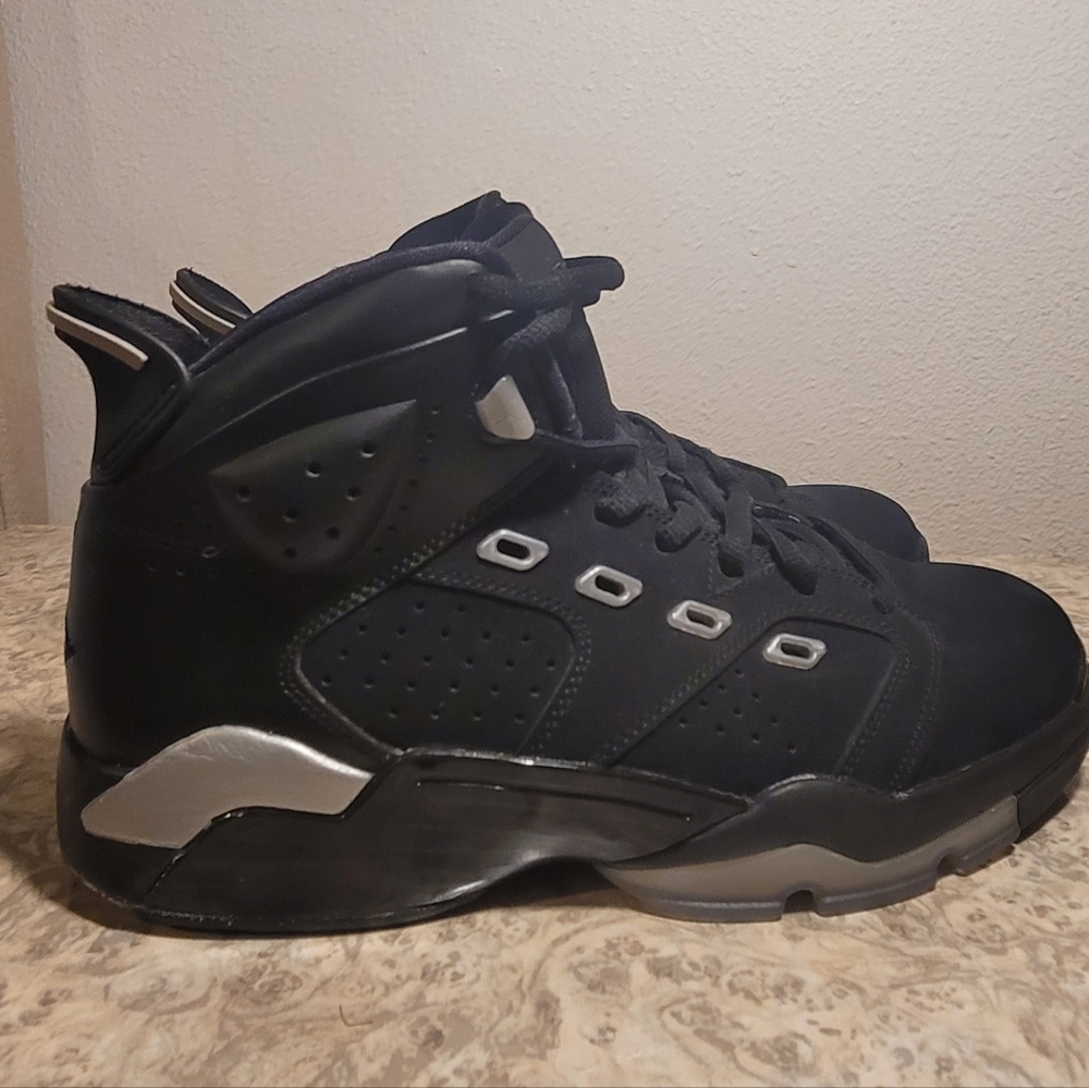Men's Jordan 6-17-23 'Black Metallic Silver' - Picture 3 of 6